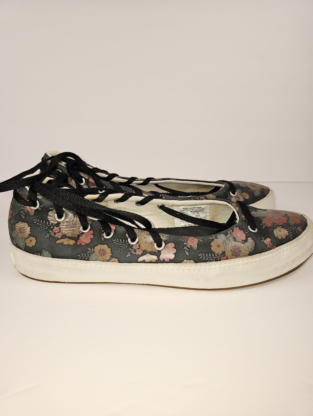 Converse Rina Bloom Lace Up Ankle Wrap Leather Ballet Flat Size 7.5 Floral RARE - Picture 5 of 9